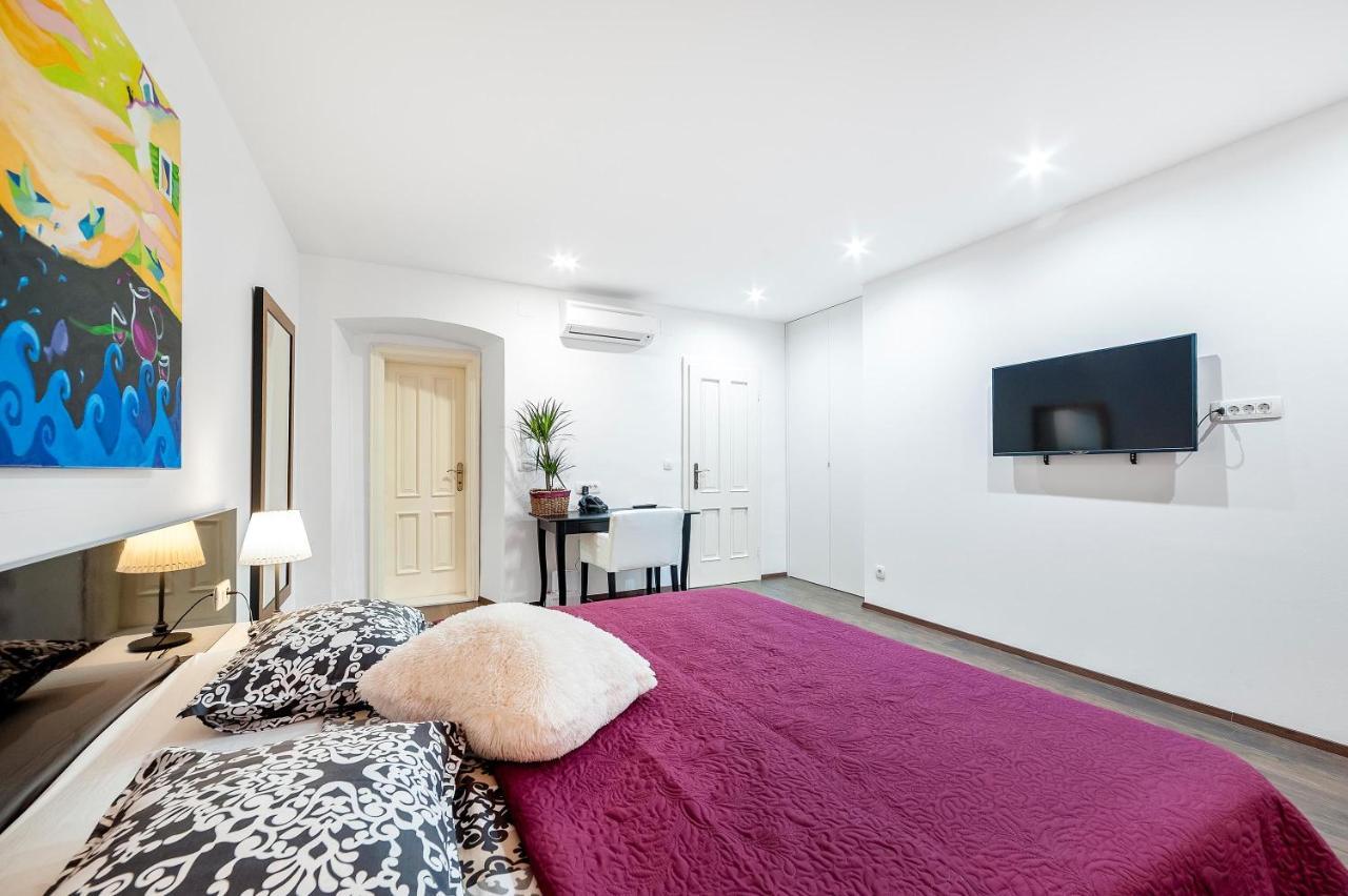 Апартаменты Aparment Lila Шибеник Экстерьер фото